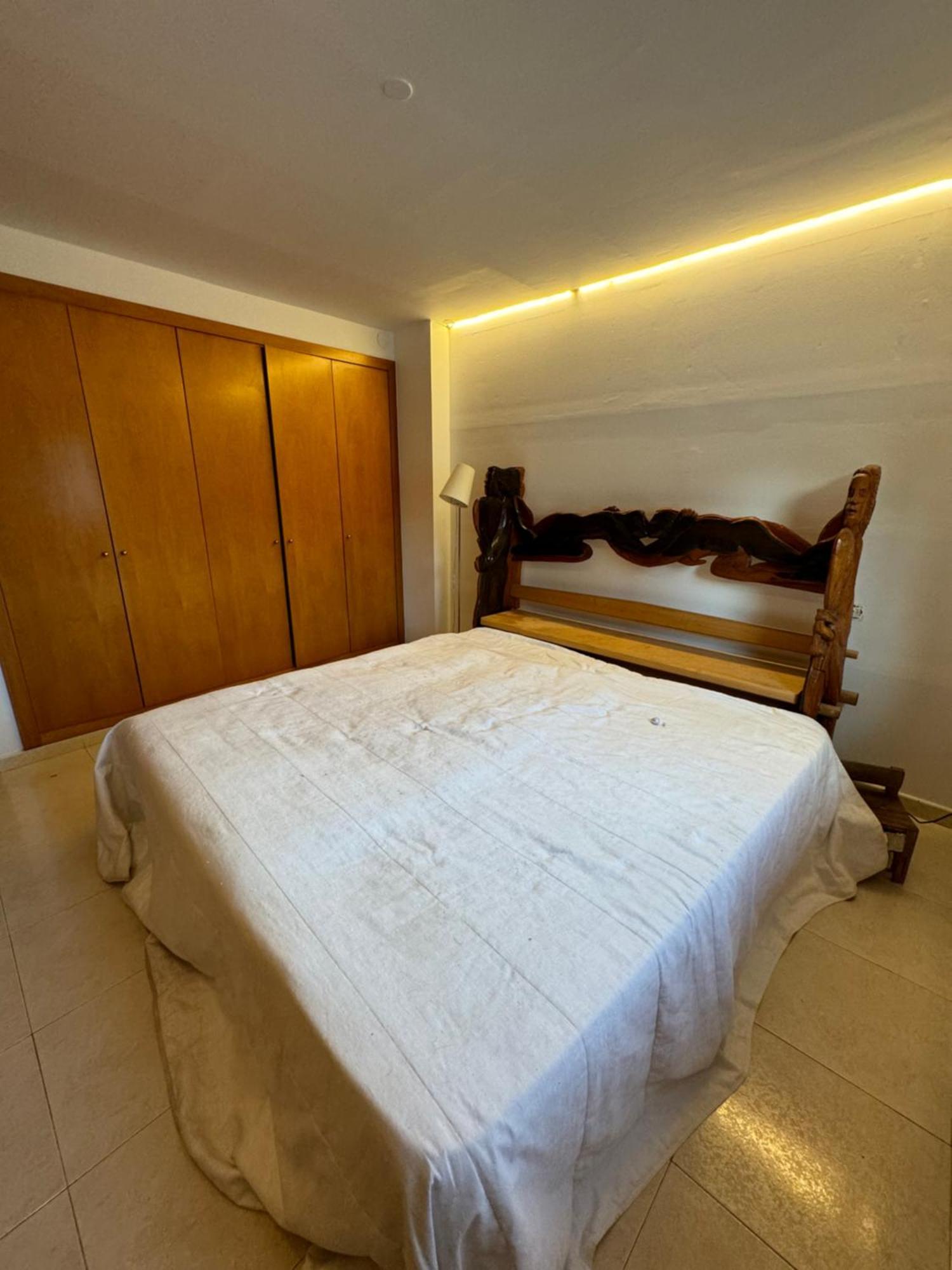 Hilda'S Suite Room โรเซส ภายนอก รูปภาพ